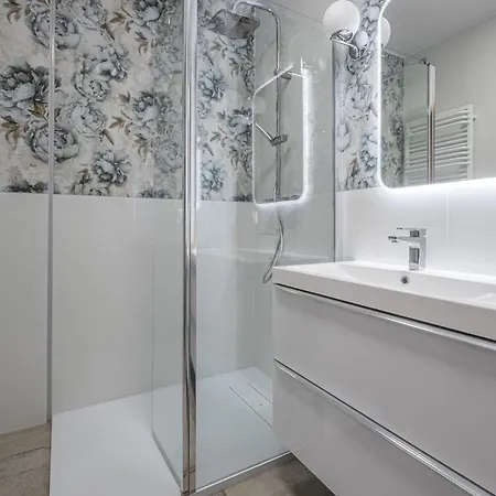 Open Air 2 By Grand *