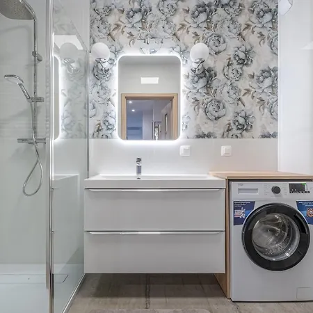 Open Air 2 By Grand *